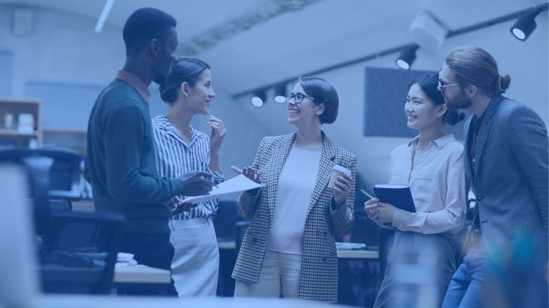 Medarbejdere i boligorganisation taler om effektive projektstyringsværktøjer i workforce management