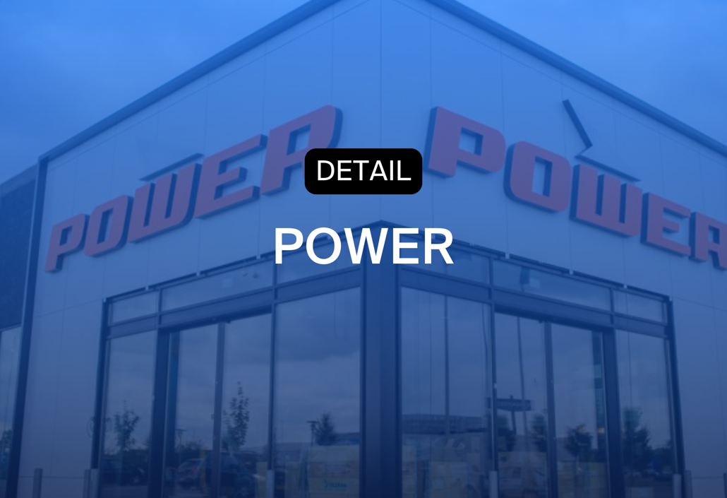 POWER electronics store staff using smart shift scheduling to optimise in-store operations and staff coverage.
